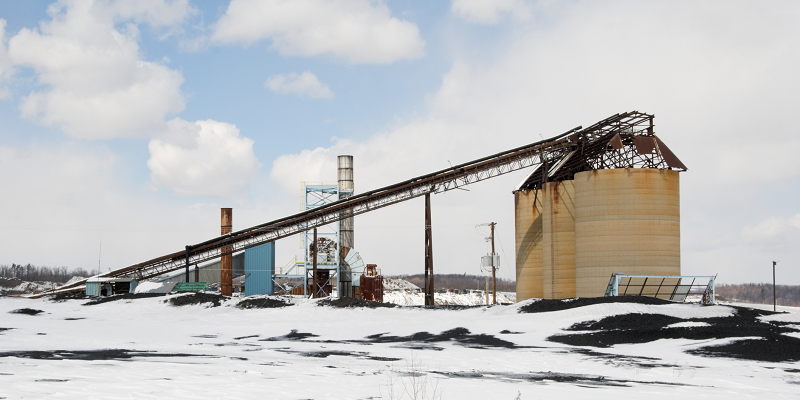 snowy-mine_800